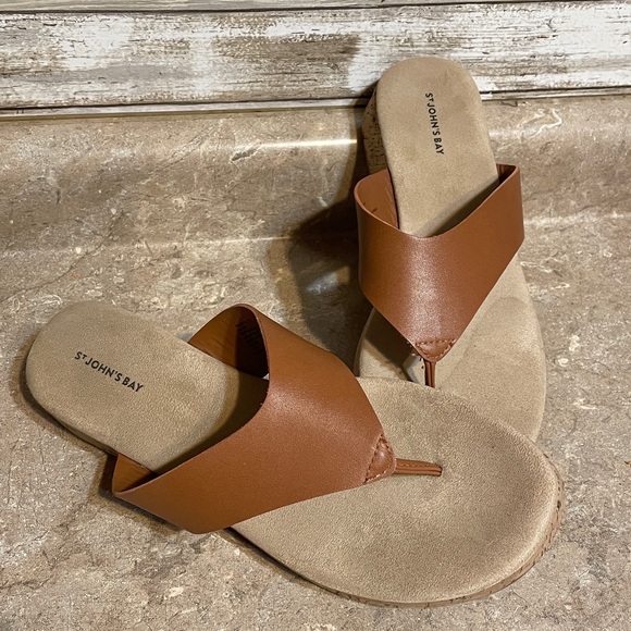 St. John's Bay  Size 10 Women's Brown and Tan Sandals - Picture 2 of 10